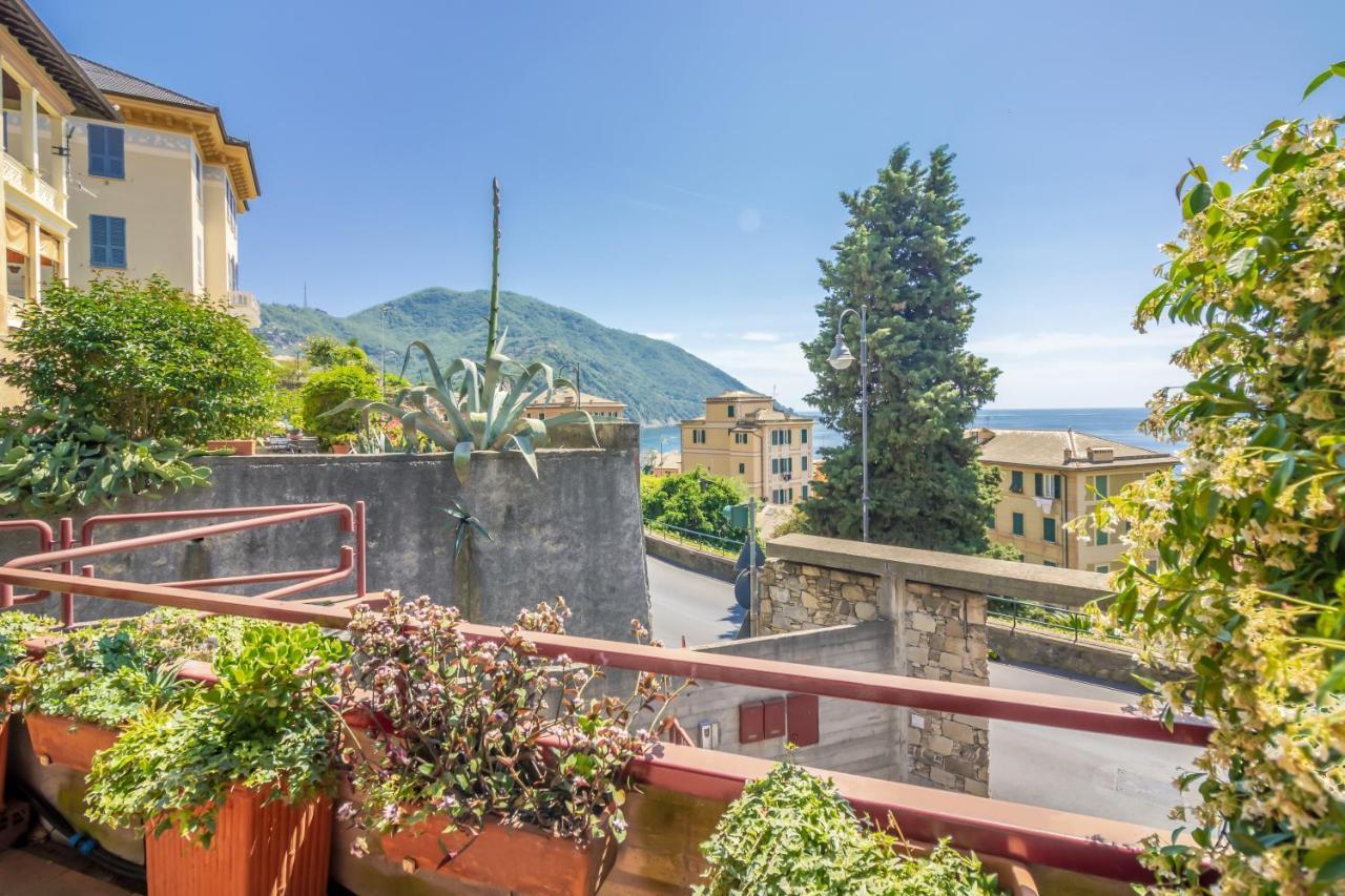 Happy Holiday Spazio Aperto Con Vista Mare Camogli Exterior foto